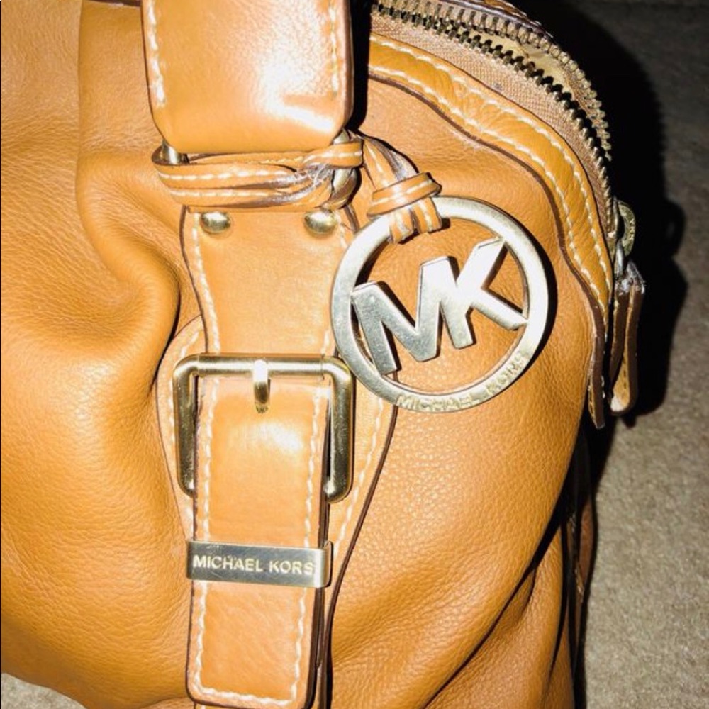 Authentic Michael Kors Handbag - image 2